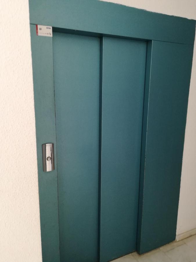 Apartamento 60 M2 En La Playa Torre de Benagalbon Kültér fotó