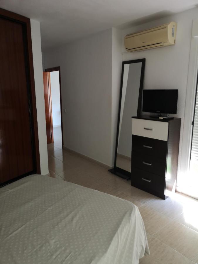 Apartamento 60 M2 En La Playa Torre de Benagalbon Kültér fotó