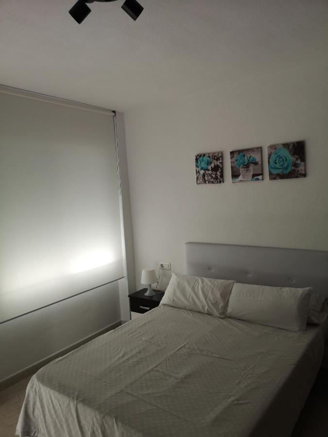 Apartamento 60 M2 En La Playa Torre de Benagalbon Kültér fotó